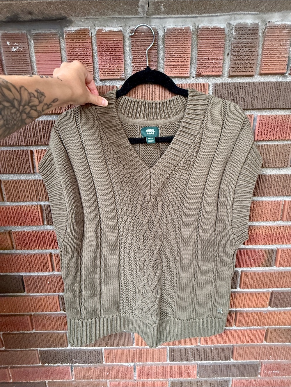 Roots Women's V-Neck Cable Knit Sweater Vest in Olive
